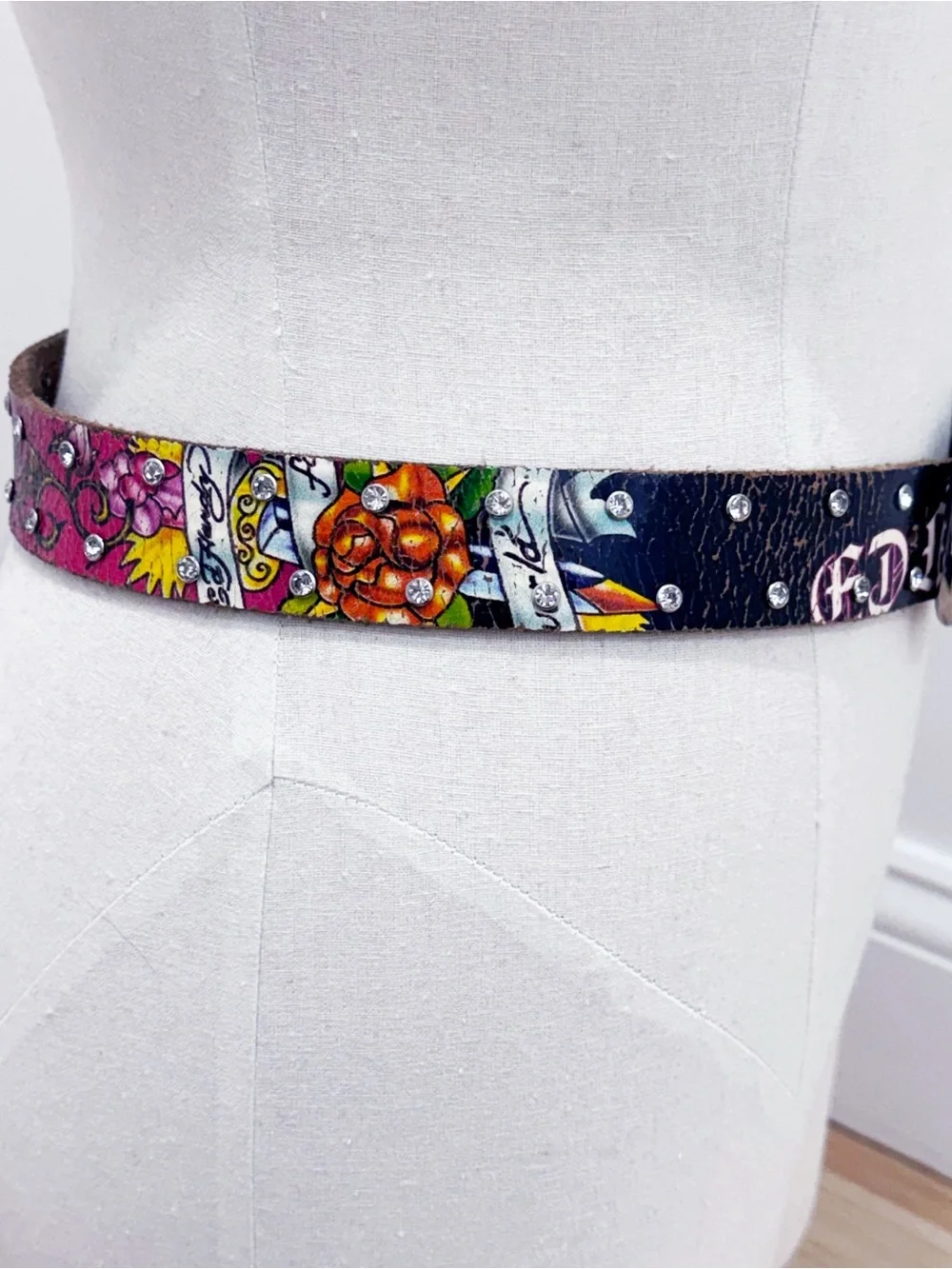 Vtg Ed Hardy Rocker Roses Crystal Studded Leather Belt XL